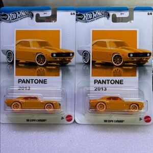 Hot wheels '69 COPO Camaro - Pantone 2013 Yellow (Set of 2)
